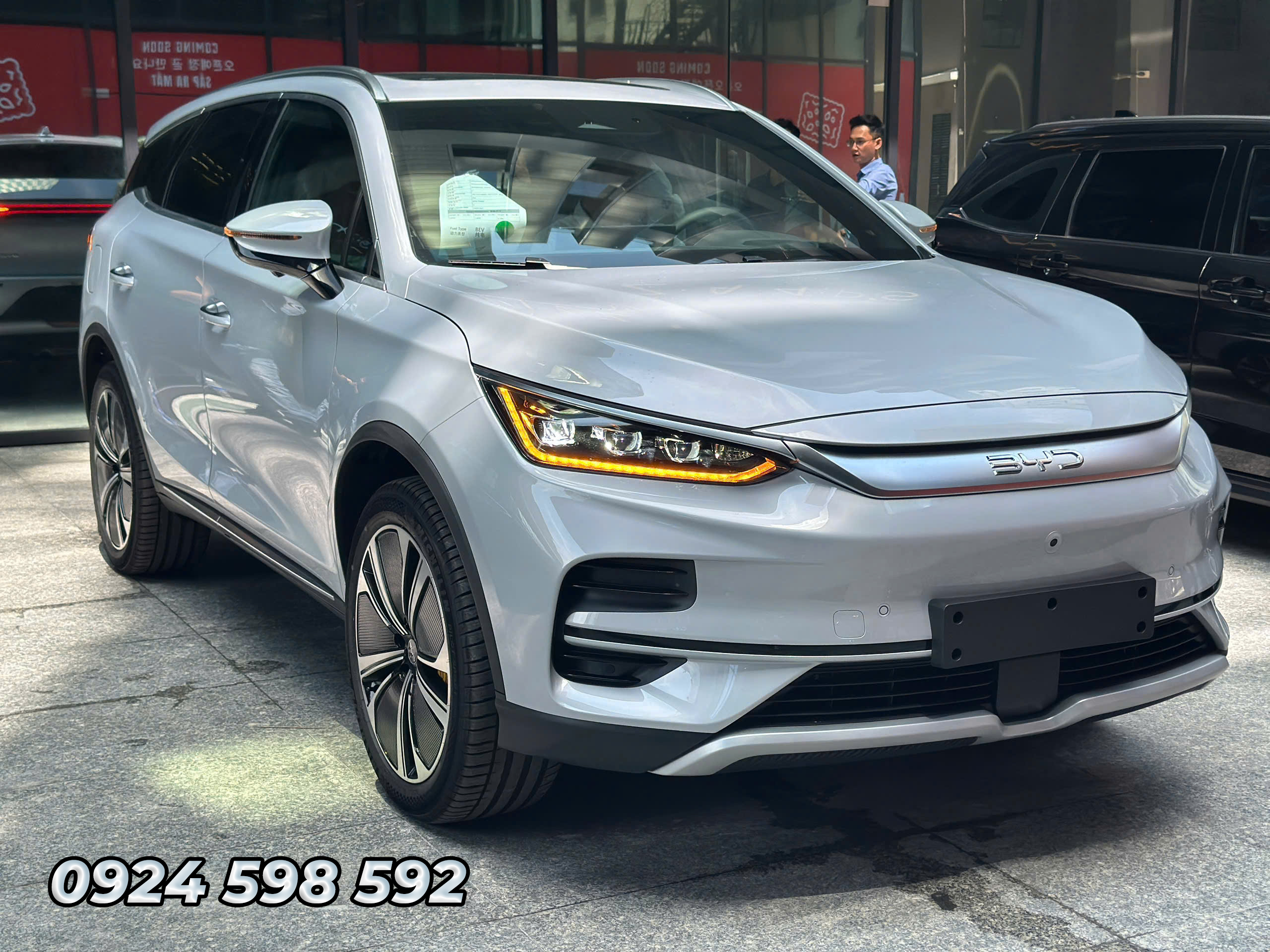 Xe ô tô hạng D tiêu biểu của nhà BYD kể đến BYD Tang EV 2024