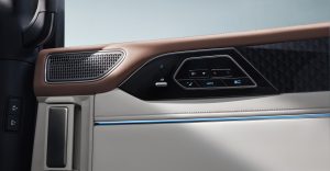 Nút bấm trên BYD M9 được thiết kế tiện lợi cho thao tác người dùng